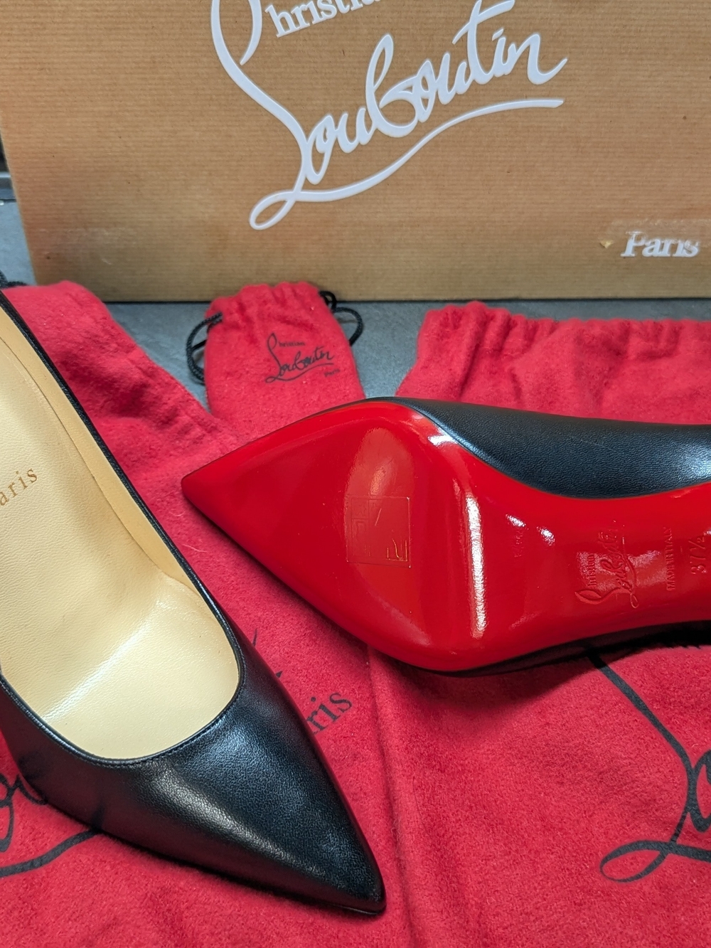 Christian Louboutin Black Decolette Nappa Shiny Women's Heels Pumps